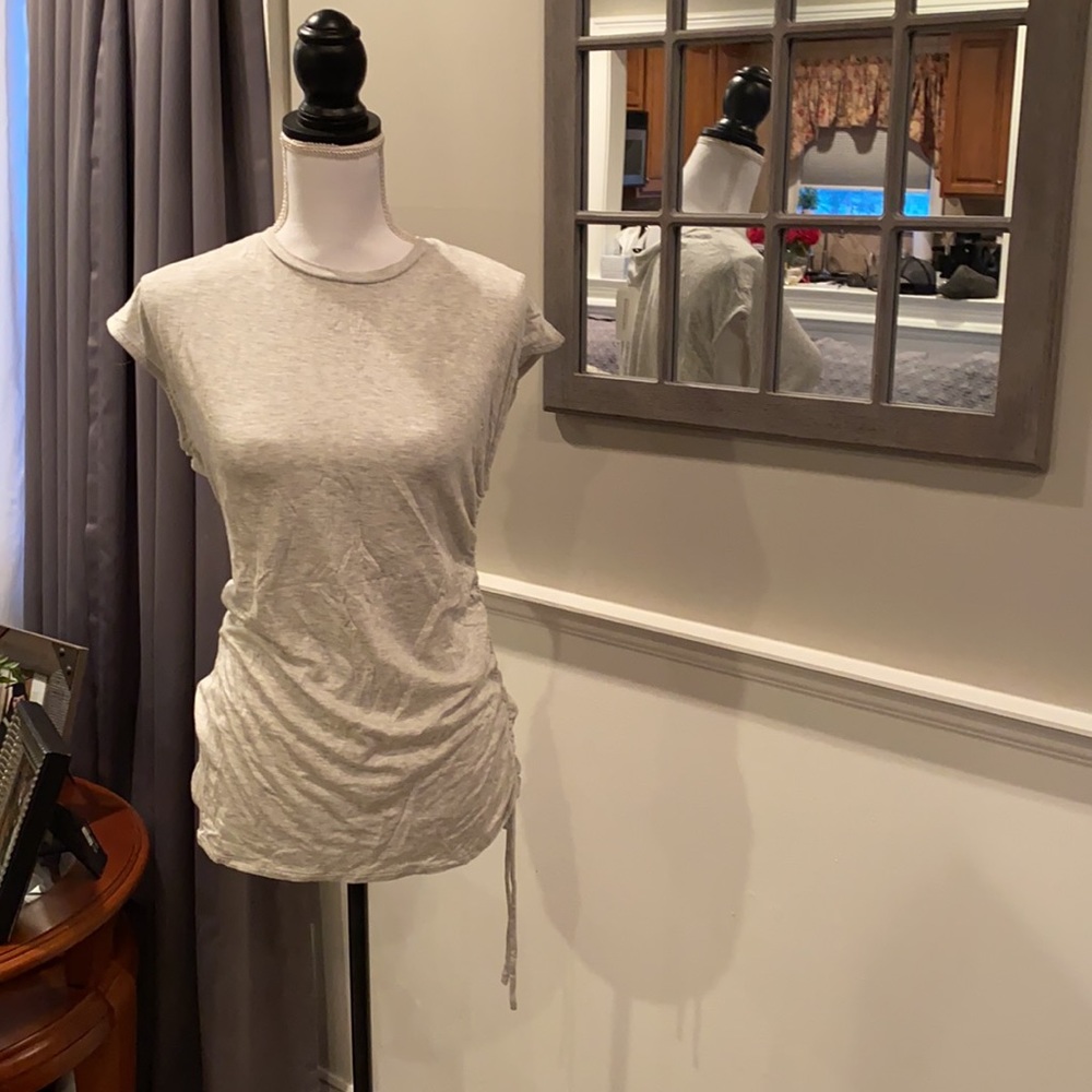 Gray sleeveless banana republic shirt